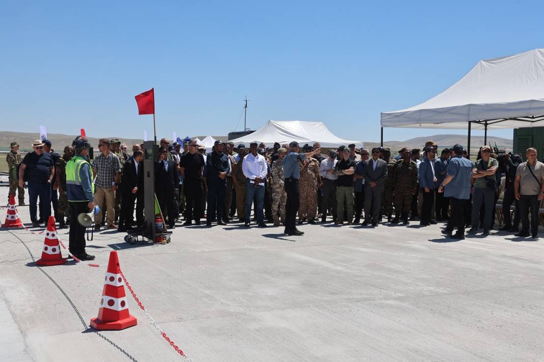 24 ülkenin askeri yetkilisi Konya'da nefesini tutarak izledi: Şovumuz akıllarını aldı 5
